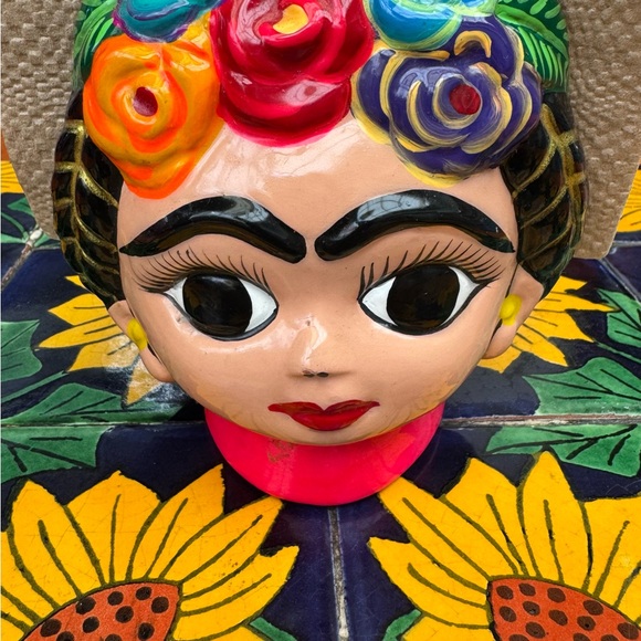 Meet your Posher, Veronica - Picture 3 of 10